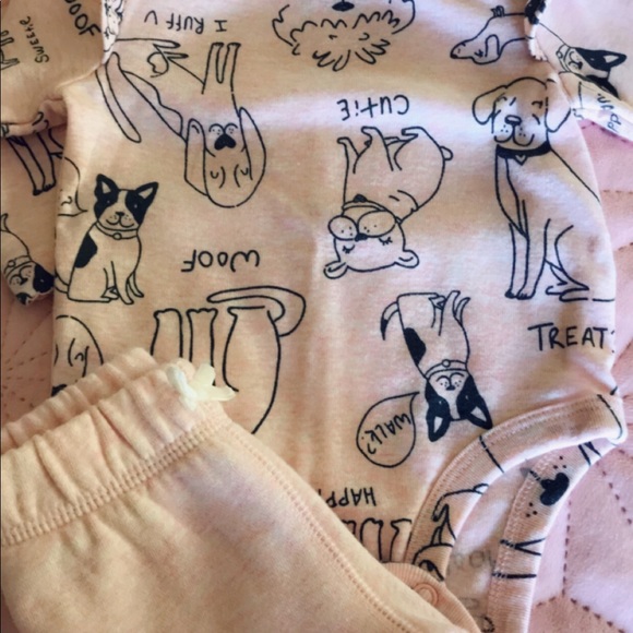 2 Carter’s baby girl outfits - Picture 5 of 5